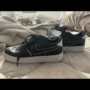 Nike Air 5.5Y Womens = 7